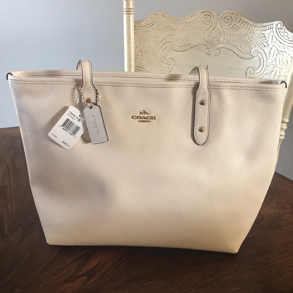 Coach city zip tote